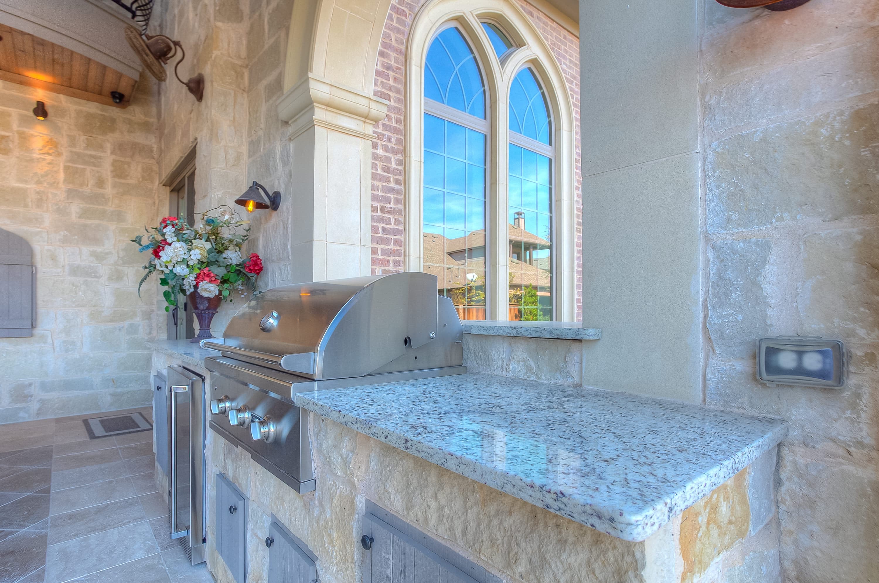 Owner-uploaded real-estate property photograph